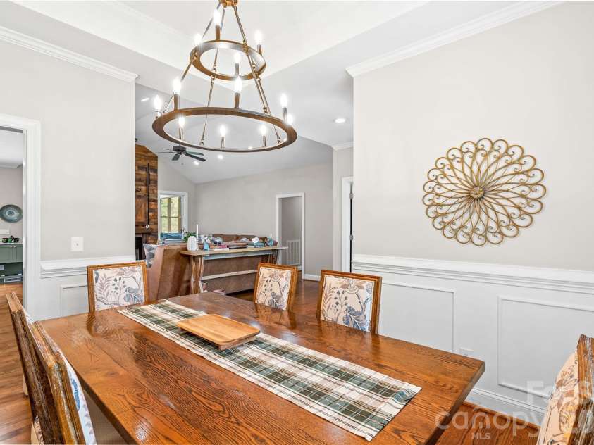 209 Seven Springs Loop, Statesville, NC 28625.  MLS# CAR4415479, YatesRealty ID 44985. 