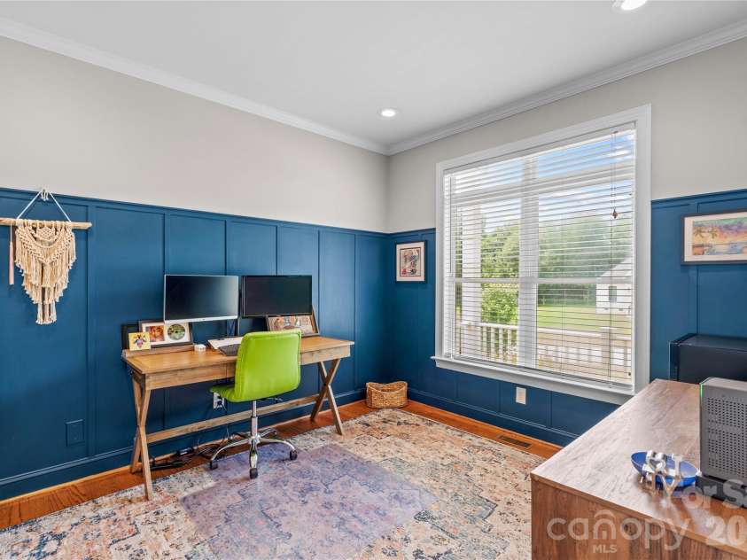 209 Seven Springs Loop, Statesville, NC 28625.  MLS# CAR4415479, YatesRealty ID 44985. 