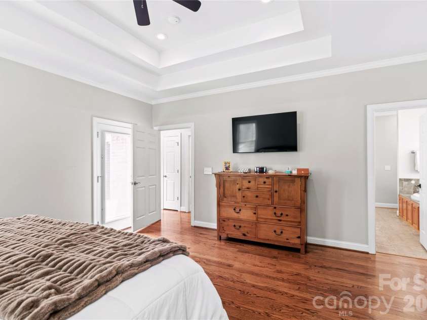 209 Seven Springs Loop, Statesville, NC 28625.  MLS# CAR4415479, YatesRealty ID 44985. 