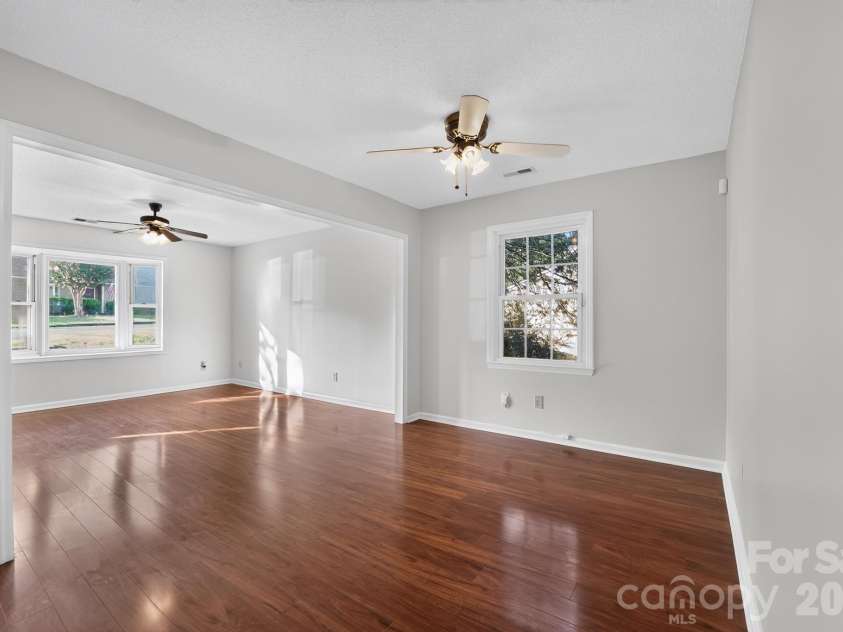 8316 Summerglen Circle, Charlotte, NC 28227.  MLS# CAR4415632, YatesRealty ID 44989. 