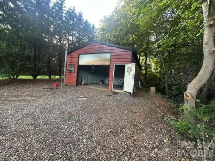 3475 Mount Wesley Church Road, Stony Point, NC 28678.  MLS# CAR4415631, YatesRealty ID 44991. Garage