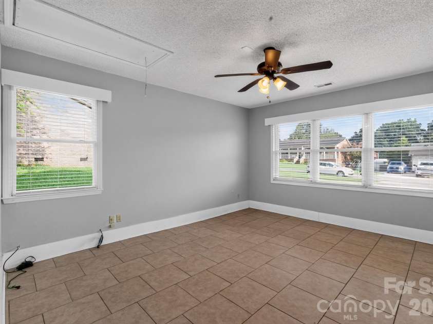 2504 Ashford Drive, Newton, NC 28658.  MLS# CAR4415630, YatesRealty ID 44994. 
