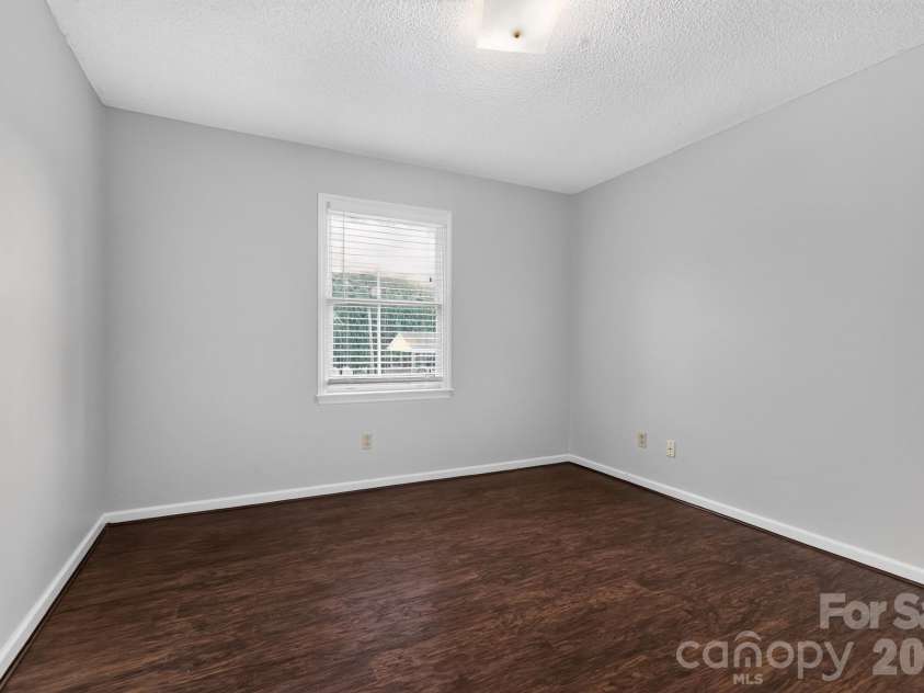 2504 Ashford Drive, Newton, NC 28658.  MLS# CAR4415630, YatesRealty ID 44994. 
