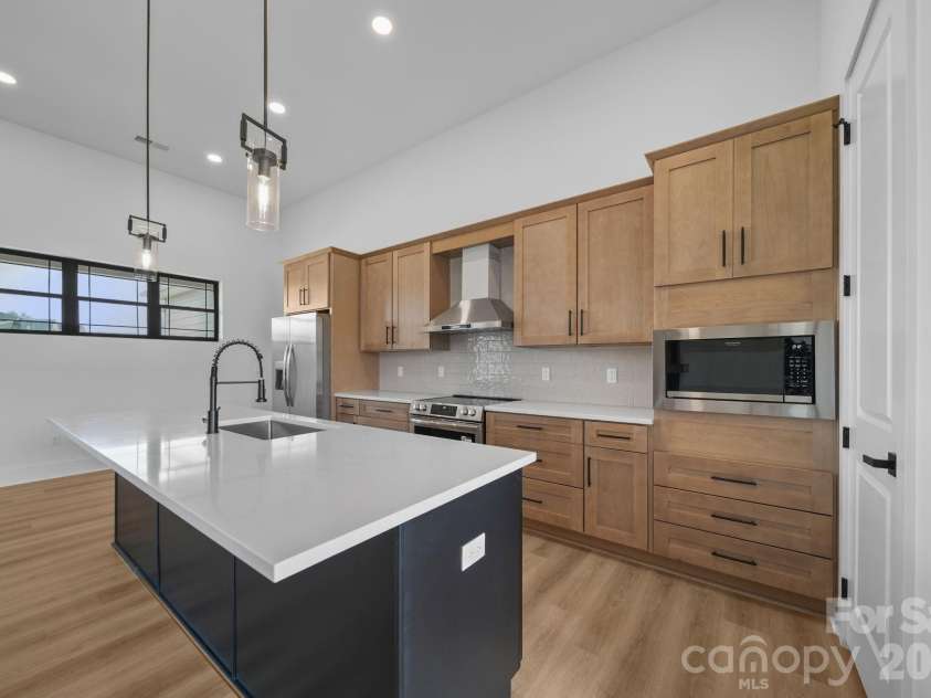 123 Trinity Court, Salisbury, NC 28147.  MLS# CAR4414964, YatesRealty ID 44995. Another Kitchen View