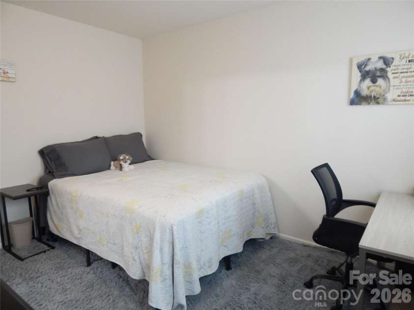 811 Chevelle Drive, Statesville, NC 28677.  MLS# CAR4415422, YatesRealty ID 44996. 