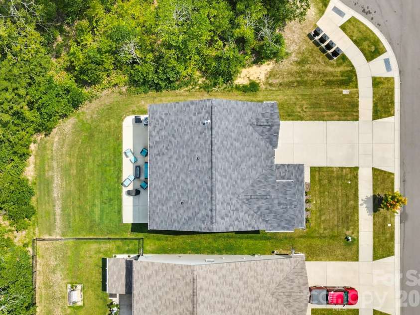 4018 Matindale Way, Charlotte, NC 28216.  MLS# CAR4413141, YatesRealty ID 44997. 