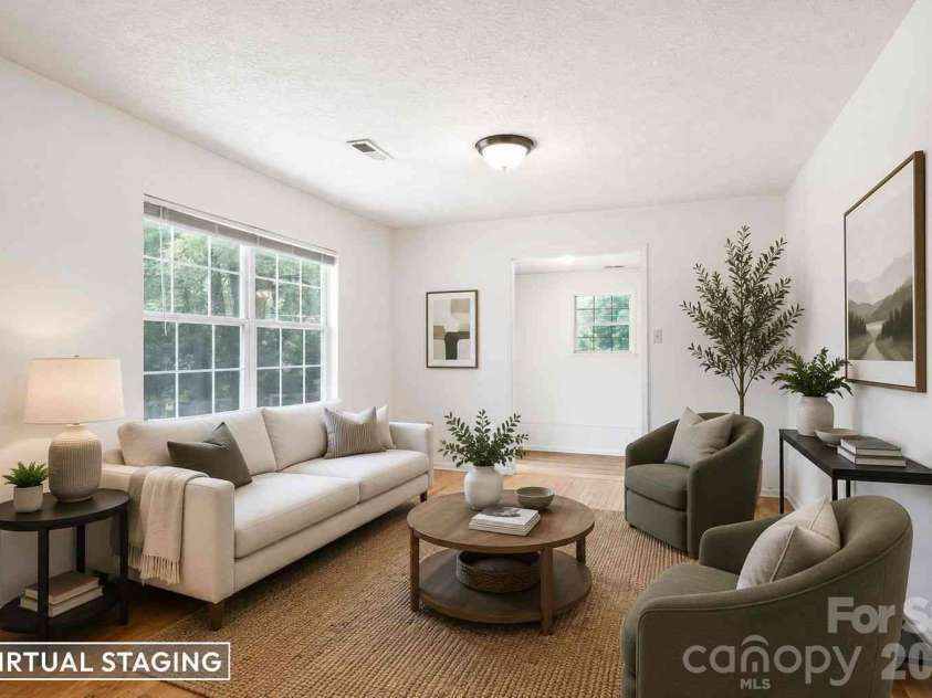400 Hiawassee Avenue, Black Mountain, NC 28711.  MLS# CAR4408888, YatesRealty ID 44998. 