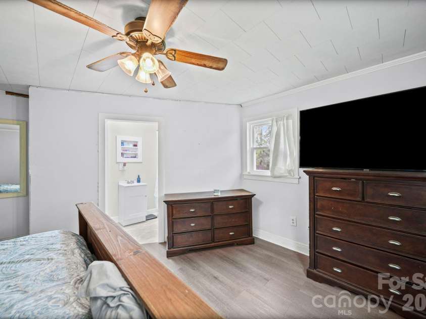 1030 Lippard Road, Salisbury, NC 28146.  MLS# CAR4415611, YatesRealty ID 44999. 