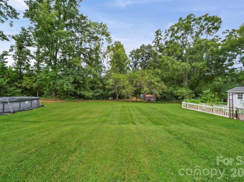 1030 Lippard Road, Salisbury, NC 28146.  MLS# CAR4415611, YatesRealty ID 44999. 