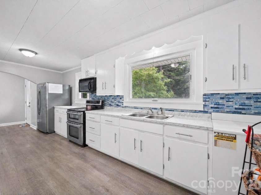 1030 Lippard Road, Salisbury, NC 28146.  MLS# CAR4415611, YatesRealty ID 44999. 