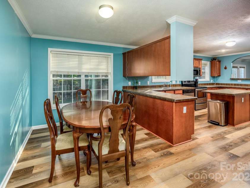 114 Harness Lane, Mocksville, NC 27028.  MLS# CAR4300524, YatesRealty ID 45. Dining Area