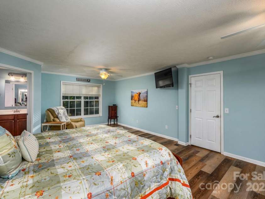 114 Harness Lane, Mocksville, NC 27028.  MLS# CAR4300524, YatesRealty ID 45. Primary Bedroom