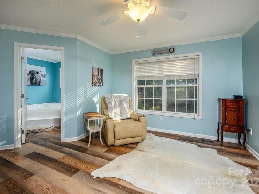 114 Harness Lane, Mocksville, NC 27028.  MLS# CAR4300524, YatesRealty ID 45. Primary Sitting Area