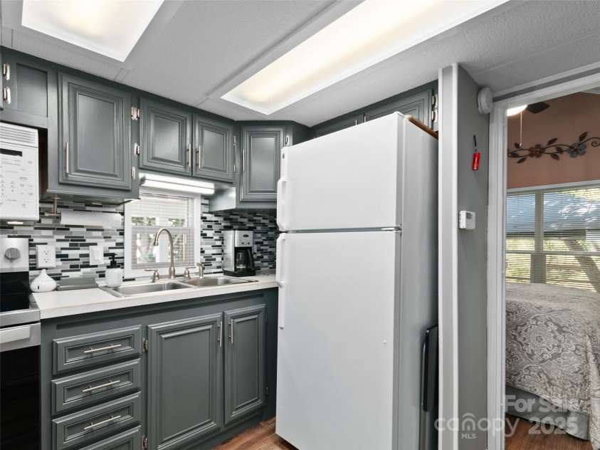 158 & 161 Summer Place Drive, Waynesville, NC 28785.  MLS# CAR4293767, YatesRealty ID 45. 