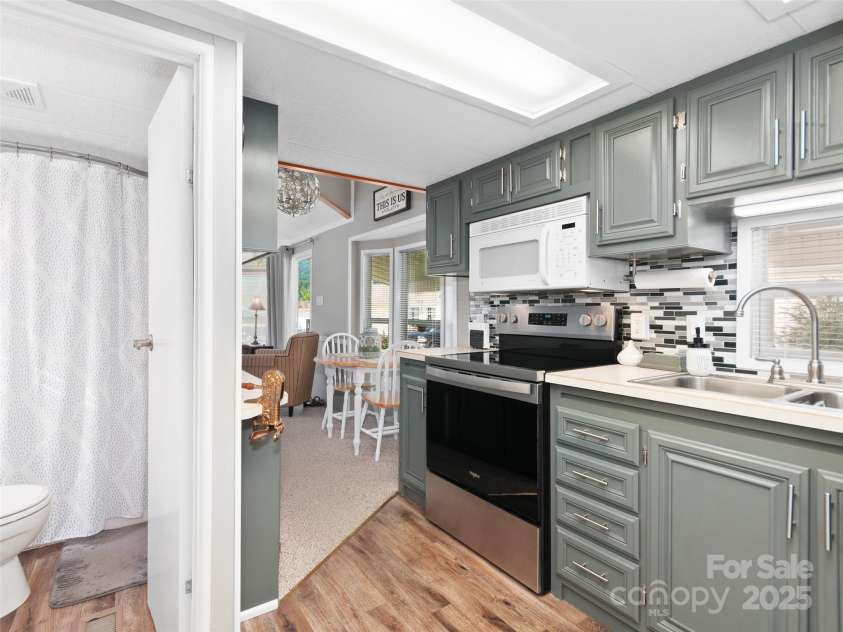 158 & 161 Summer Place Drive, Waynesville, NC 28785.  MLS# CAR4293767, YatesRealty ID 45. 