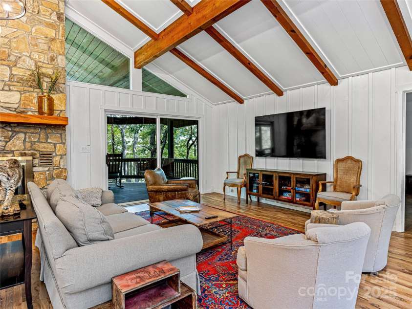 412 Cherokee Trace, Lake Toxaway, NC 28747.  MLS# CAR4312888, YatesRealty ID 450. 