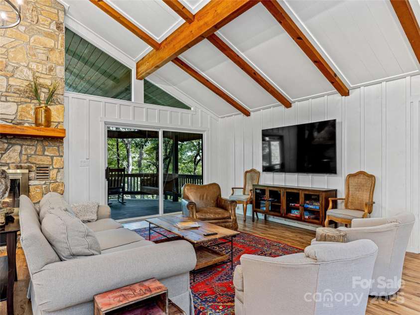 412 Cherokee Trace, Lake Toxaway, NC 28747.  MLS# CAR4312888, YatesRealty ID 450. 