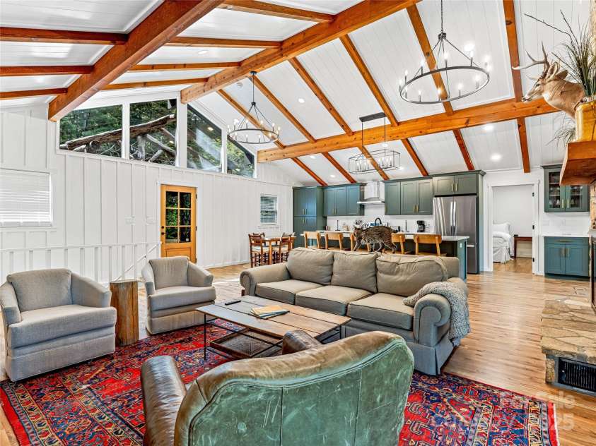 412 Cherokee Trace, Lake Toxaway, NC 28747.  MLS# CAR4312888, YatesRealty ID 450. 