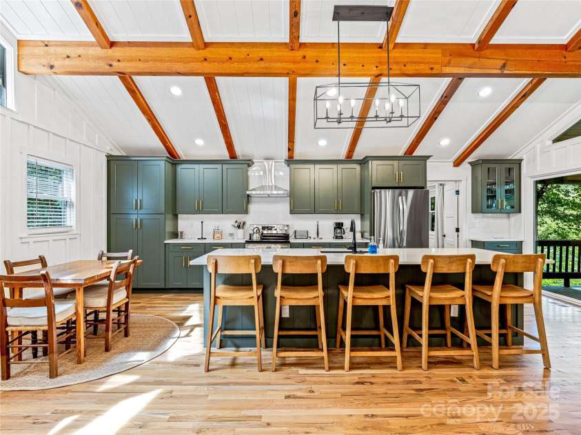 412 Cherokee Trace, Lake Toxaway, NC 28747.  MLS# CAR4312888, YatesRealty ID 450. 