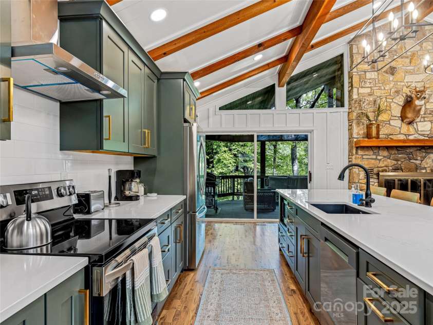 412 Cherokee Trace, Lake Toxaway, NC 28747.  MLS# CAR4312888, YatesRealty ID 450. 
