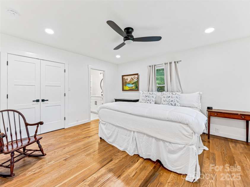 412 Cherokee Trace, Lake Toxaway, NC 28747.  MLS# CAR4312888, YatesRealty ID 450. 