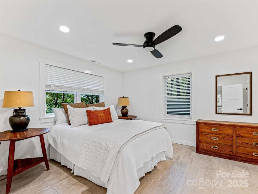 412 Cherokee Trace, Lake Toxaway, NC 28747.  MLS# CAR4312888, YatesRealty ID 450. 