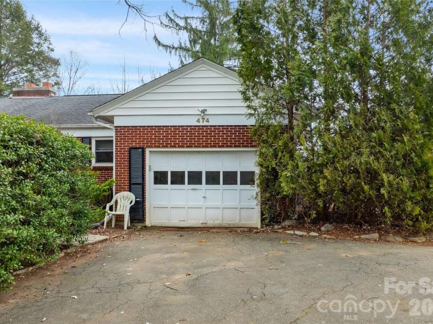 474 Main Street, Mars Hill, NC 28754.  MLS# CAR4343088, YatesRealty ID 4500. 