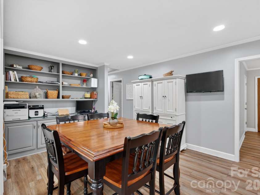 1172 Rainbow Circle, Catawba, SC 29704.  MLS# CAR4387808, YatesRealty ID 45000. Dining