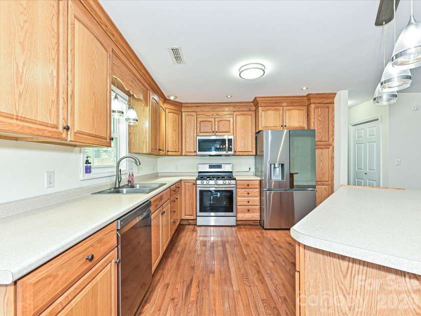 511 Manchester Road, Mount Gilead, NC 27306.  MLS# CAR4406596, YatesRealty ID 45001. 