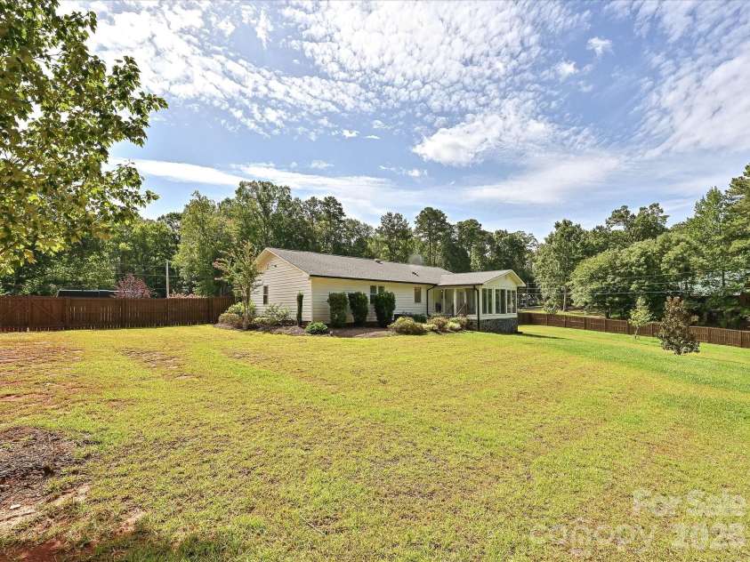 511 Manchester Road, Mount Gilead, NC 27306.  MLS# CAR4406596, YatesRealty ID 45001. 
