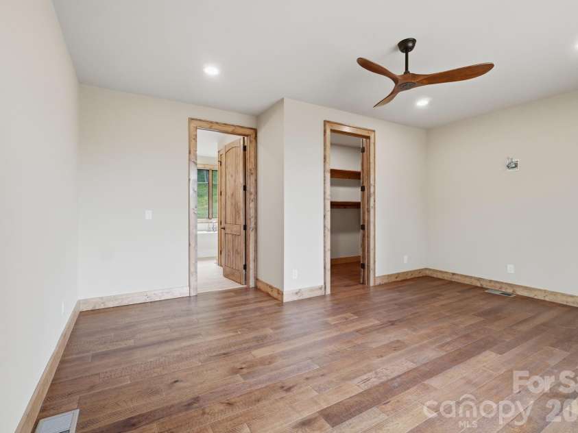 761 Foxfire Drive, Banner Elk, NC 28604.  MLS# CAR4415541, YatesRealty ID 45002. Owner’s retreat designed for privacy with a bright, comfortable layout.