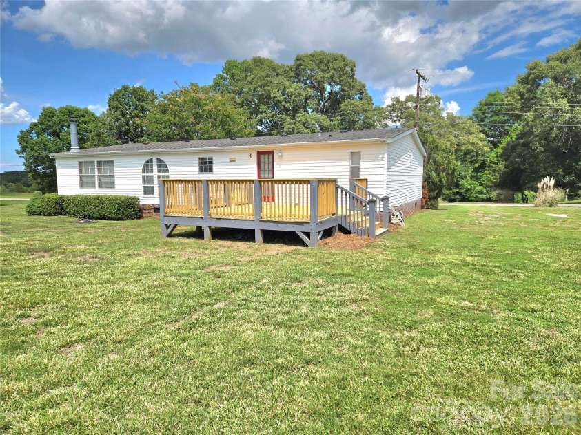3449 Yount Road, Newton, NC 28658.  MLS# CAR4415560, YatesRealty ID 45003. 