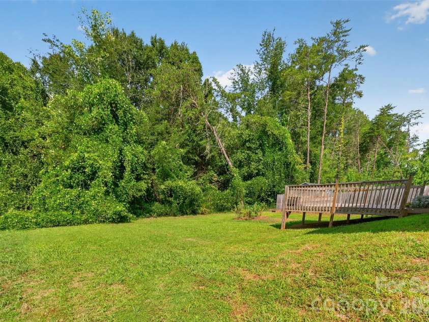 1475 Cannan Mountain Drive, Newton, NC 28658.  MLS# CAR4403589, YatesRealty ID 45004. 