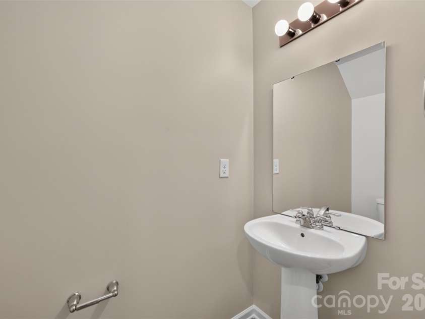 1475 Cannan Mountain Drive, Newton, NC 28658.  MLS# CAR4403589, YatesRealty ID 45004. 