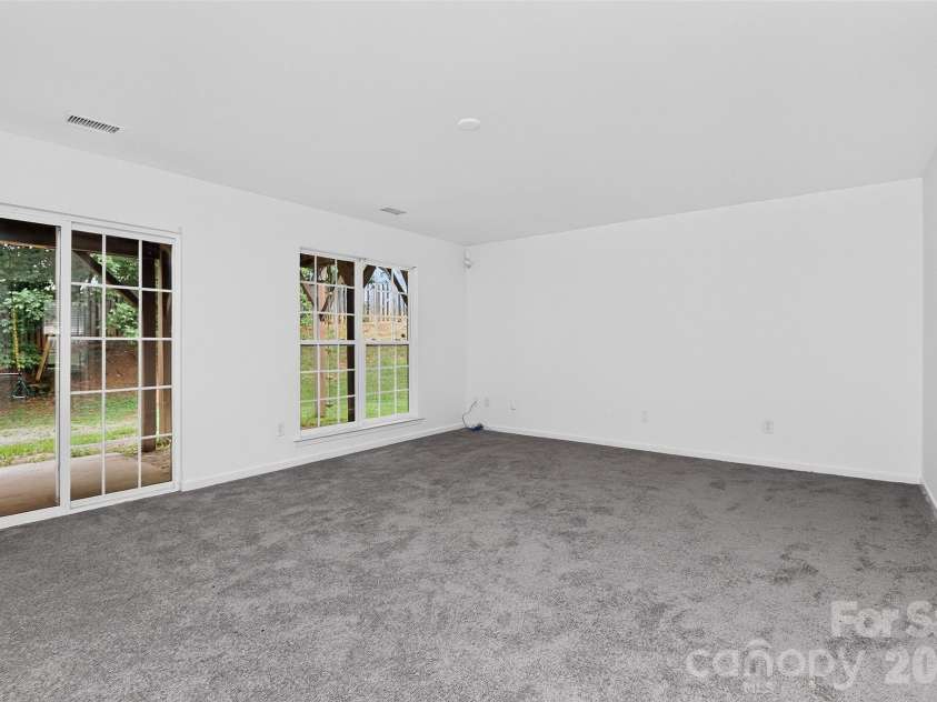 1132 Wylam Dilly Court, Charlotte, NC 28213.  MLS# CAR4399006, YatesRealty ID 45008. 