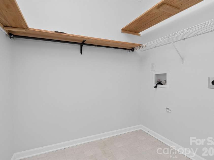 1132 Wylam Dilly Court, Charlotte, NC 28213.  MLS# CAR4399006, YatesRealty ID 45008. 