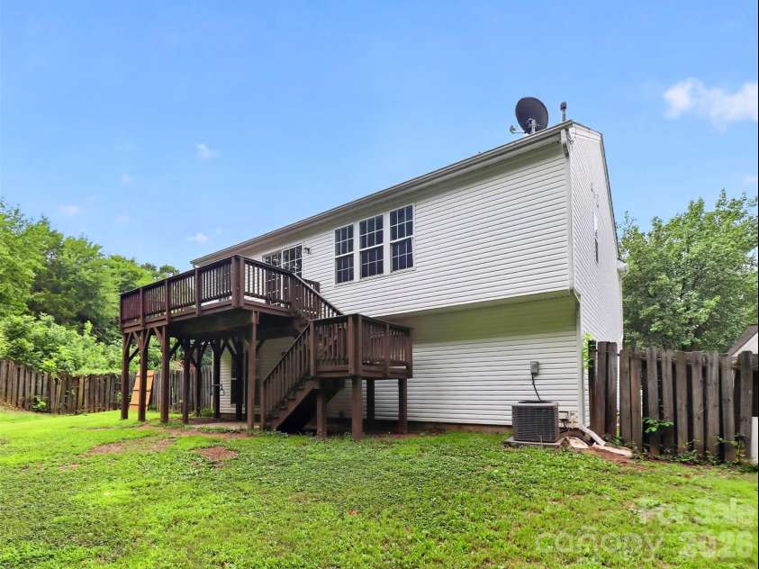 1132 Wylam Dilly Court, Charlotte, NC 28213.  MLS# CAR4399006, YatesRealty ID 45008. 