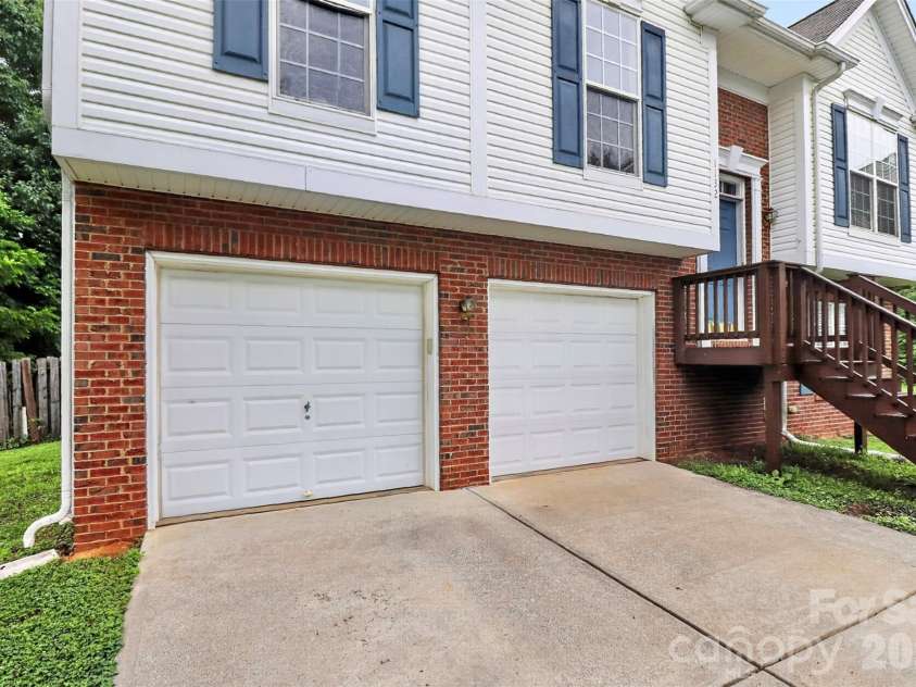 1132 Wylam Dilly Court, Charlotte, NC 28213.  MLS# CAR4399006, YatesRealty ID 45008. 
