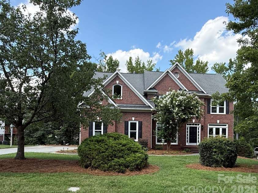 2421 Arden Gate Lane, Charlotte, NC 28262.  MLS# CAR4408032, YatesRealty ID 45009. 
