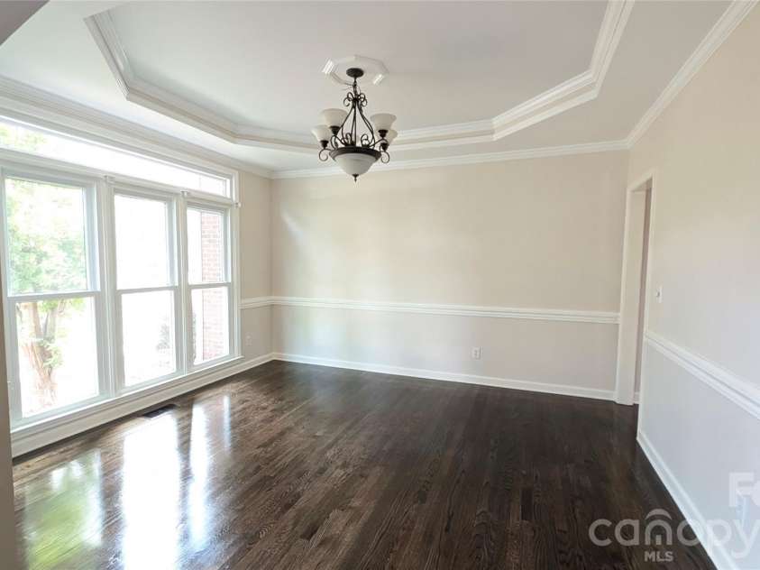 2421 Arden Gate Lane, Charlotte, NC 28262.  MLS# CAR4408032, YatesRealty ID 45009. Formal Dining Room
