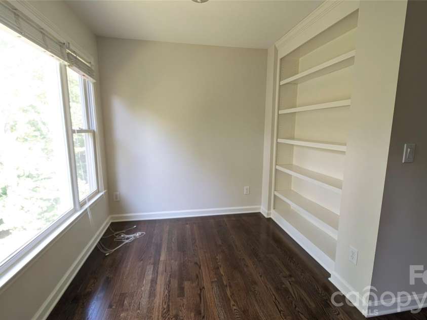 2421 Arden Gate Lane, Charlotte, NC 28262.  MLS# CAR4408032, YatesRealty ID 45009. Primary Sitting Area/Office
