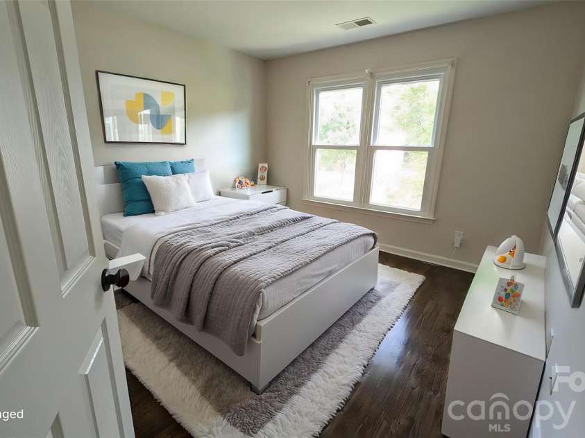 2421 Arden Gate Lane, Charlotte, NC 28262.  MLS# CAR4408032, YatesRealty ID 45009. Secondary Bedroom