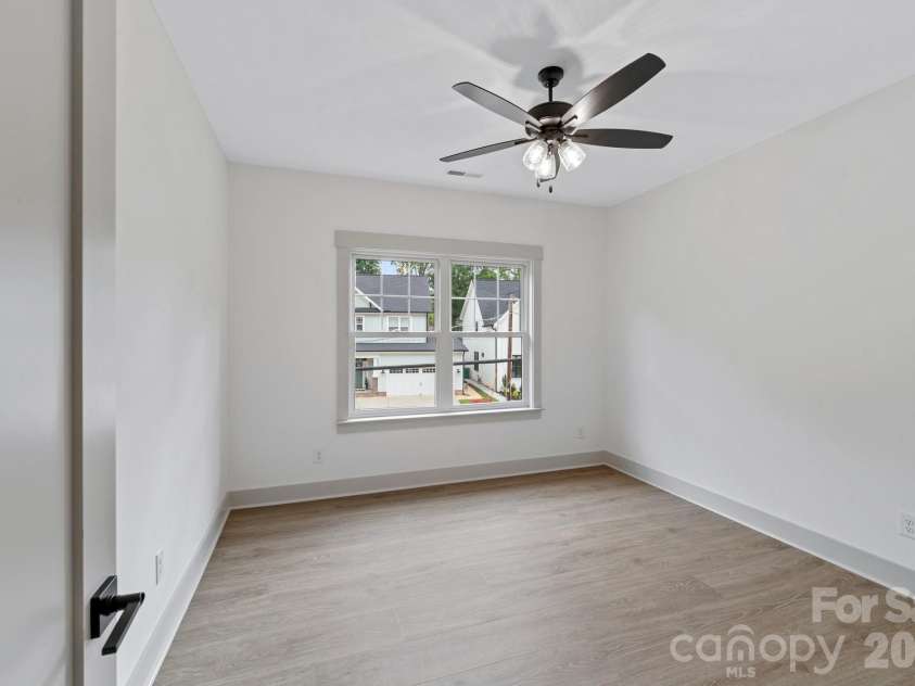 1529 Beckwith Place, Charlotte, NC 28205.  MLS# CAR4345978, YatesRealty ID 4501. 