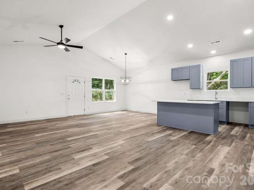 503 Dunlap Street, Lancaster, SC 29720.  MLS# CAR4415480, YatesRealty ID 45010. 