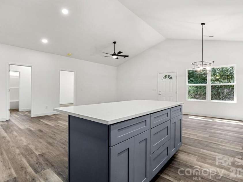 503 Dunlap Street, Lancaster, SC 29720.  MLS# CAR4415480, YatesRealty ID 45010. 