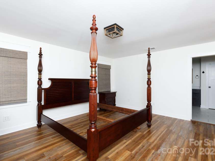 2184 Chanticleer Circle, Rock Hill, SC 29732.  MLS# CAR4317007, YatesRealty ID 45013. 