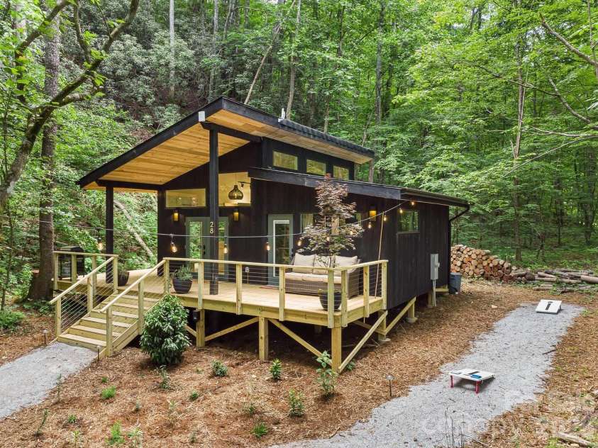 352 Twinbrook Lane, Maggie Valley, NC 28751.  MLS# CAR4415662, YatesRealty ID 45013. Proposed Construction