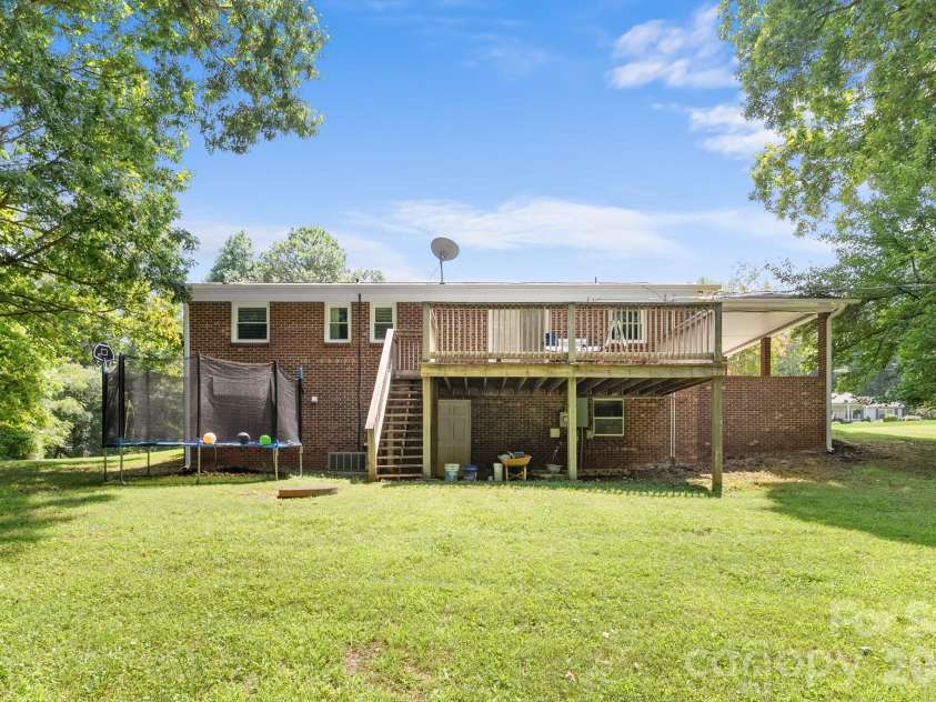 132 Blue Ridge Road, State Road, NC 28676.  MLS# CAR4415666, YatesRealty ID 45015. 