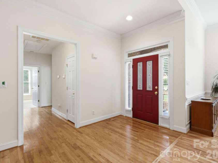 13101 Darby Chase Drive, Charlotte, NC 28277.  MLS# CAR4396206, YatesRealty ID 45016. 