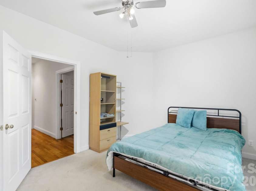 13101 Darby Chase Drive, Charlotte, NC 28277.  MLS# CAR4396206, YatesRealty ID 45016. 
